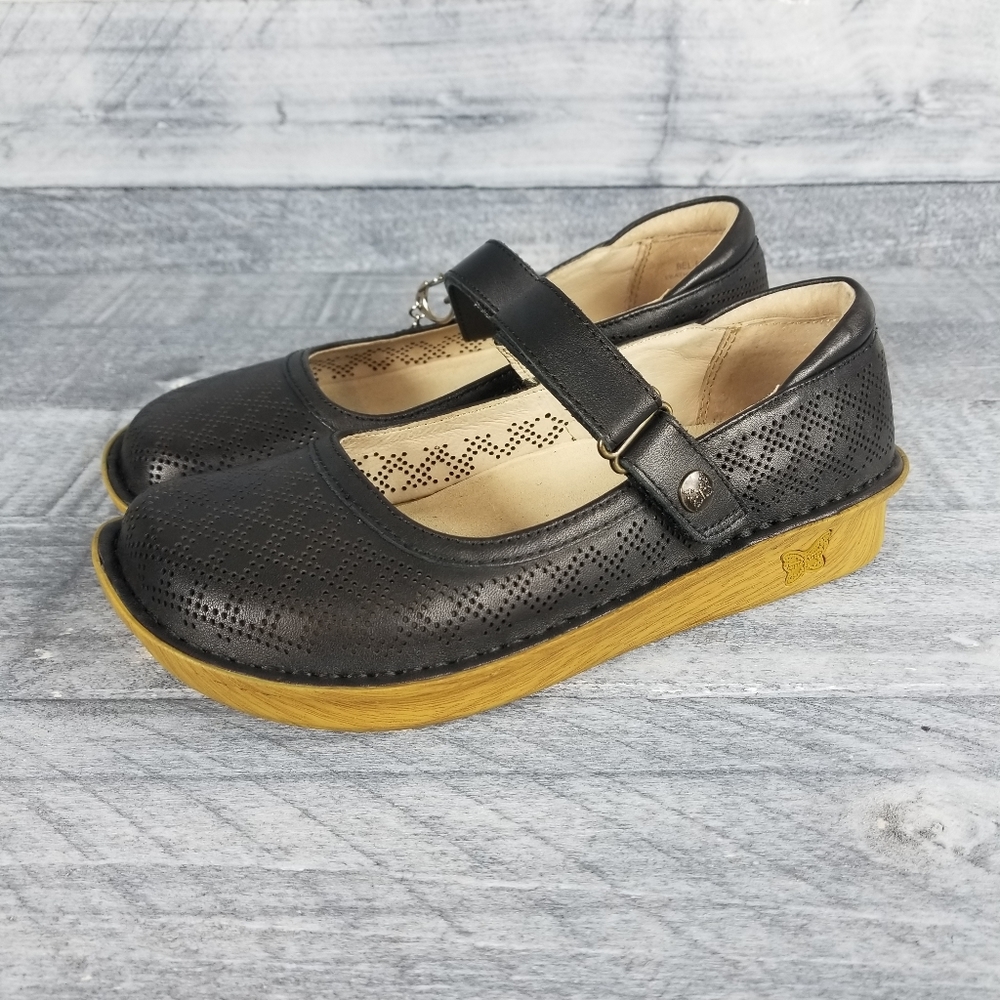 Alegria Fresh Black Size 35 Equivalent to 5